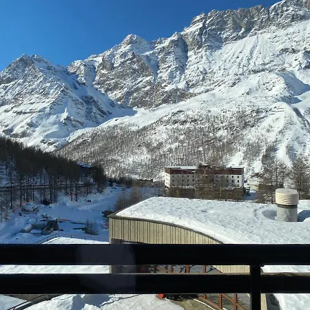 White Escape * Valtournenche