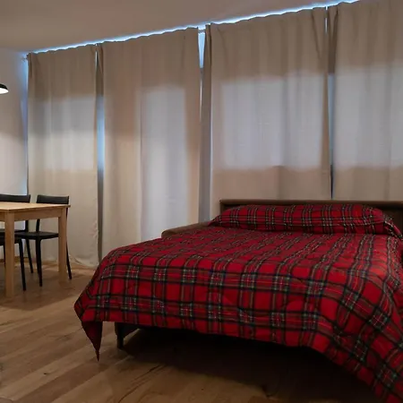 Apartment White Escape